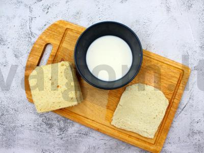 Tostų duonos pyragėliai su bulvių koše ir mėsa Žingsnis 2