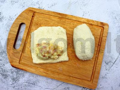 Tostų duonos pyragėliai su bulvių koše ir mėsa Žingsnis 3