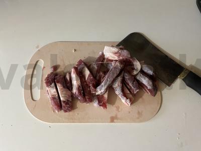 Gruziniškas sultingas faršas hinkali su česnaku Žingsnis 5