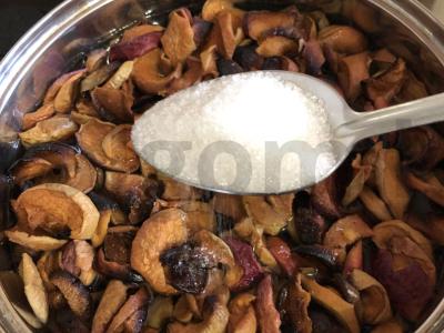 Džiovintų vaisių kisielius Žingsnis 3