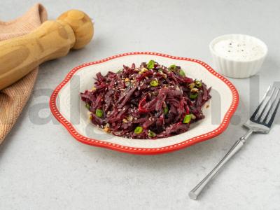 Troškinta burokėliai su svogūnais pagrindine nuotrauka