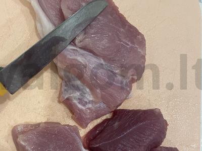 Šašlykas namuose elektriniame šašlykinėje Žingsnis 1