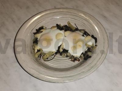 Antras patiekalas „Sarovo ugnys“ su bulvėmis ir kiaušiniu pagrindine nuotrauka