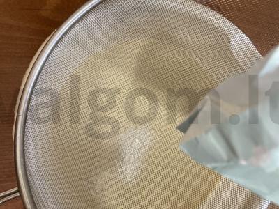 Blynai su cukraus pakaitalu ir ryžių miltais Žingsnis 2