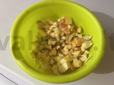 Sluoksniuoti pyragėliai orkaitėje su obuolių įdaru Žingsnis 3