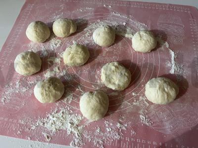 Sluoksniuoti pyragėliai orkaitėje su obuolių įdaru Žingsnis 7