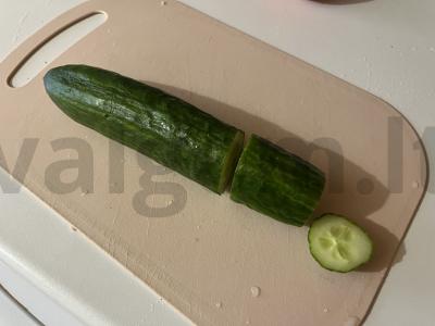 Porcijų daržovių salotas ant krekerių Žingsnis 2