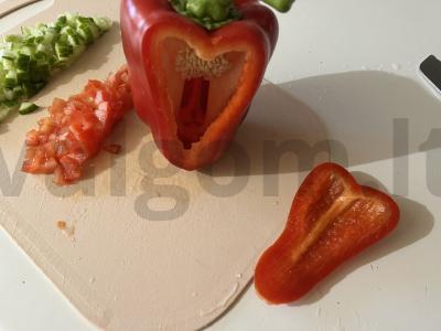 Porcijų daržovių salotas ant krekerių Žingsnis 7