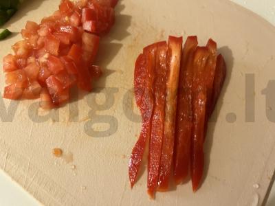 Porcijų daržovių salotas ant krekerių Žingsnis 8