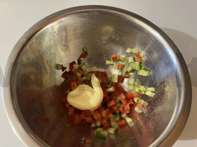 Porcijų daržovių salotas ant krekerių Žingsnis 11