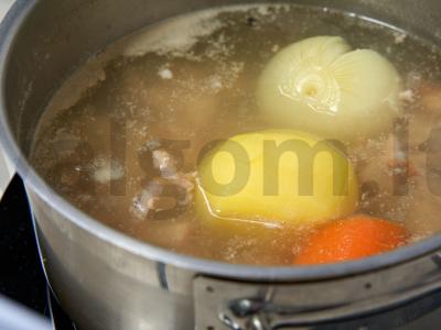 Kiaulienos sriuba Žingsnis 5