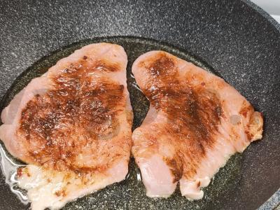 Keptas kalakutienos steikas su aštria adžika Žingsnis 3