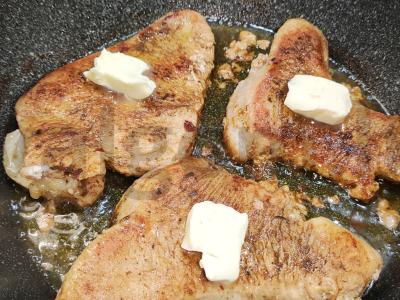 Keptas kalakutienos steikas su aštria adžika Žingsnis 5