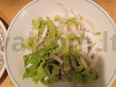 Salotas su fetos sūriu ir medaus-garstyčių padažu Žingsnis 2