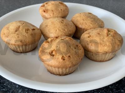 Keksiukai su grietinėlėmis ir marmeladu pagrindine nuotrauka