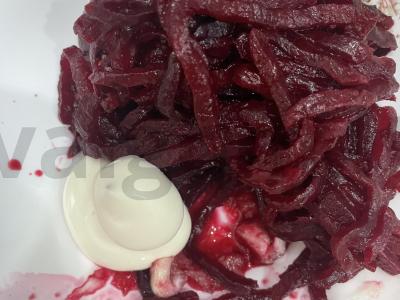 Salotas „Burokėlių sezonas“ Žingsnis 3