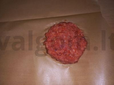 Mėsainis su jautienos kotletu Žingsnis 1