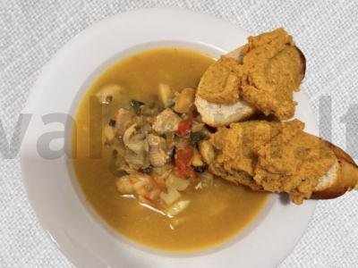 Klasikinis bujabesas su jūros gėrybėmis pagrindine nuotrauka