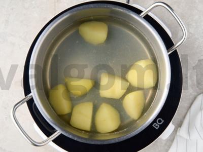 Kepti pyragėliai su rūgpieniu Žingsnis 1