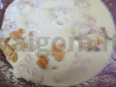 Desertas su varške, sausainiais ir juodųjų serbentų uogiene Žingsnis 7