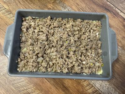 Bulvių apkepas su mėsa ir žaliais žirneliais Žingsnis 8