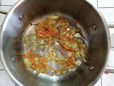 Sriuba su perlų kruopomis ir makaronais Žingsnis 3