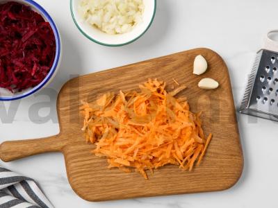 Borščas su sūriu Žingsnis 1