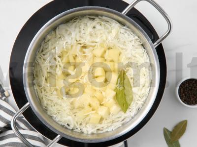 Borščas su sūriu Žingsnis 4