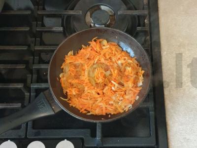 Žuvies kotletai su ryžiais padaže Žingsnis 3