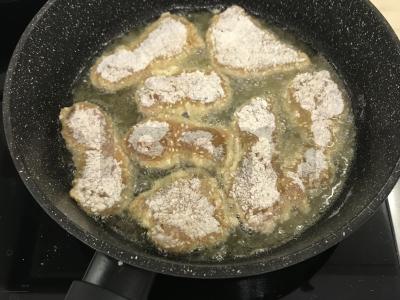 Vištienos krūtinėlė sezamo džiūvėsėlių apvalkale Žingsnis 5