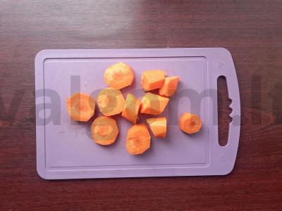 Keptų daržovių salotos su feta Žingsnis 1