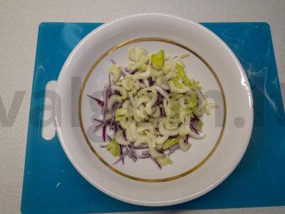 Krisčiai daržovių salotos su grietine ir citrinos žievele Žingsnis 2