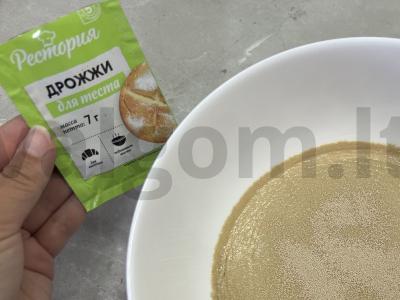 Mini picos „Asorti“ su dešra, dešrelėmis ir mocarela Žingsnis 1