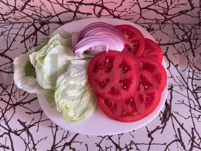 Kvapnus burgeris su tilziter sūriu Žingsnis 1