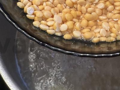 Žirnių sriuba mėsos sultinyje Žingsnis 3