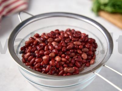 Lobio su graikiniais riešutais Žingsnis 1