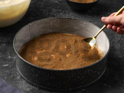 „Kavos“ pyragas su grietine Žingsnis 6