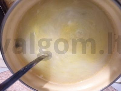 Sriuba su jūros dumbliais, ryžiais ir kiaušiniu „Tolimųjų Rytų“ Žingsnis 7