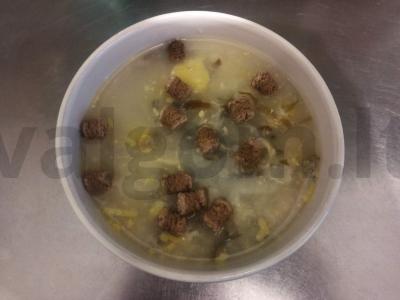 Sriuba su jūros dumbliais, ryžiais ir kiaušiniu „Tolimųjų Rytų“ pagrindine nuotrauka