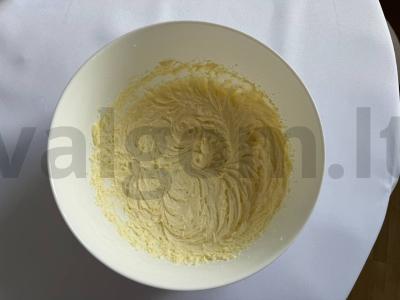 Keksas „Stolichnyj“ su razinom Žingsnis 2