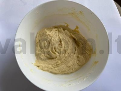 Keksas „Stolichnyj“ su razinom Žingsnis 4