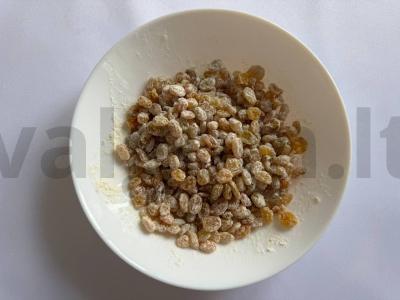 Keksas „Stolichnyj“ su razinom Žingsnis 5