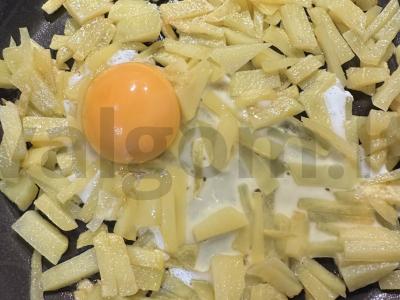 Bulvės po sūrio plutele pusryčiams Žingsnis 3