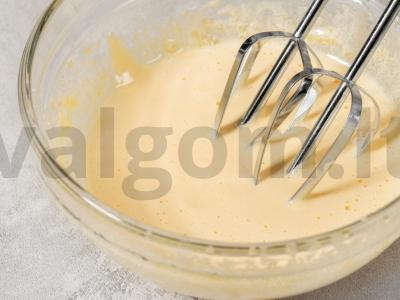 Tortas „Šokoladas vyšnioje“ Žingsnis 2