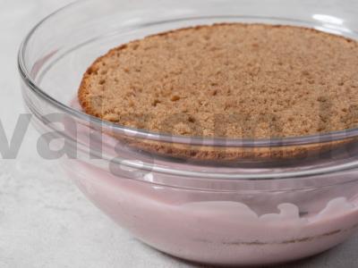 Tortas „Šokoladas vyšnioje“ Žingsnis 16