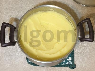 Bulvių košė su keptu špinatu ir svogūnu Žingsnis 7