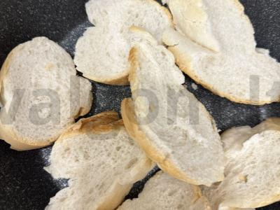 Sumuštiniai su šprotų ir marinuotais agurkais Žingsnis 1