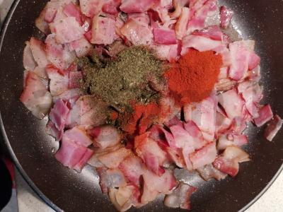 Spagečiai su bekonu grietinėlės padaže Žingsnis 2