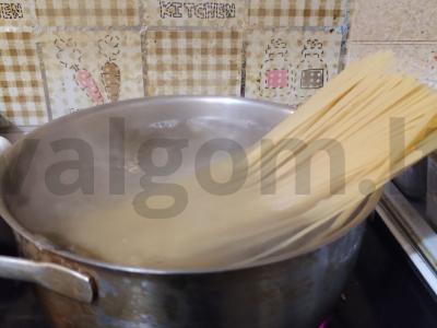 Spagečiai su bekonu grietinėlės padaže Žingsnis 3