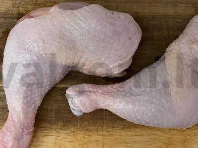 Vištienos šlaunelės su paprika ir majonezu Žingsnis 1